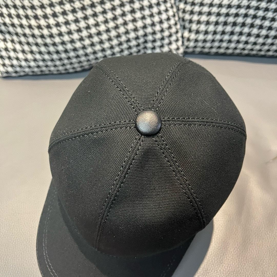 Christian Dior Caps